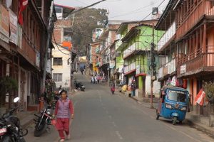 निर्वाचन नजिकिएसँगै सुनसान बन्यो धनकुटा बजार