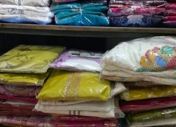 विराटनगरबाट अवैध कपडासहित दुई जना पक्राउ