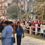 विराटनगरका मतदान स्थलमा मतदाताको बाक्लो उपस्थिति (फोटो फिचर)