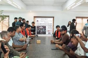 विराटनगरको नेपाल बिजनेश कलेजले लाइभ कन्सर्ट गर्दै