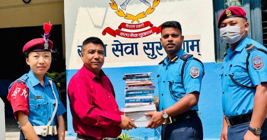 मोरङको लेटाङमा हिरासत कक्षभित्र पुस्तकालय स्थापना