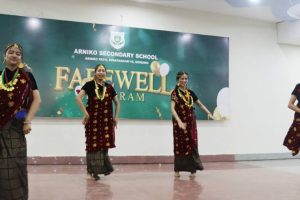 विराटनगरको अरनिको कलेजका उत्कृष्ट विद्यार्थीलाई सम्मान