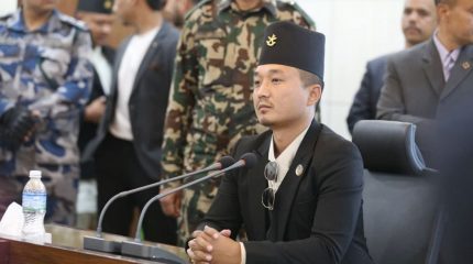 चौतर्फी आलोचनापछि गृहमन्त्रीले दिए राजीनामा