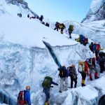 एकैदिन २७४ जनाले सफलतापूर्वक गरे सगरमाथा आरोहण