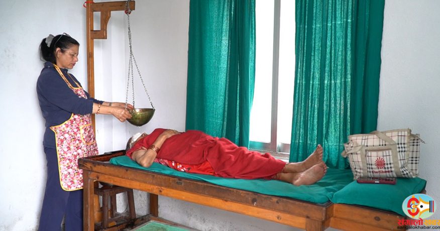धनकुटामा प्रभावकारी बन्दै शिरोधारा उपचार पद्धति
