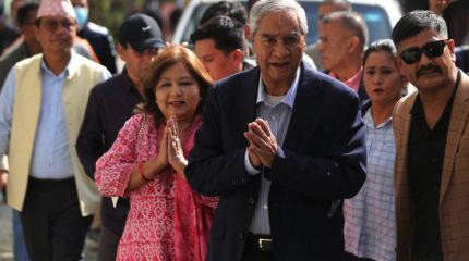 देउवा दम्पतीलाई पक्राउ नगर्न सर्वोच्च अदालतले दियो अन्तरिम आदेश