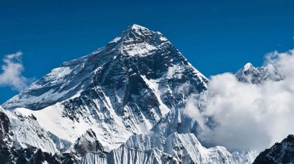 सगरमाथा आरोहणमा जाने क्रममा लेक लागेर मृत्यु