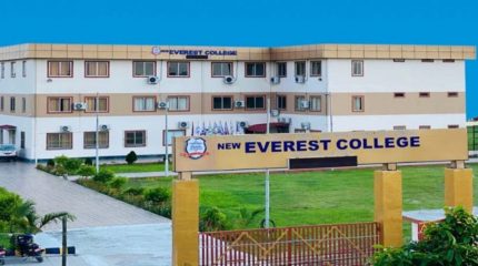 कक्षा-१२ को परीक्षामा एभरेष्टकाे शतप्रतिशत विद्यार्थी उत्तीर्ण