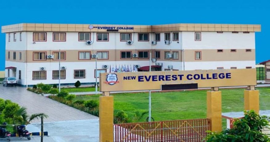 कक्षा-१२ को परीक्षामा एभरेष्टकाे शतप्रतिशत विद्यार्थी उत्तीर्ण