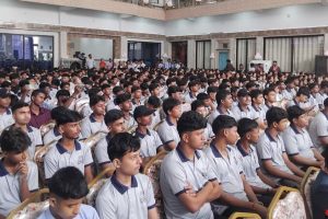 विराटनगरको कान्तिपुर कलेजमा ९०९ जना नयाँ विद्यार्थीलाई अभिमुखीकरणसँगै स्वागत