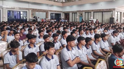 विराटनगरको कान्तिपुर कलेजमा ९०९ जना नयाँ विद्यार्थीलाई अभिमुखीकरणसँगै स्वागत