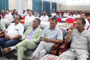 विराटनगरको मार्टर्स कलेजमा कक्षा सुरु हुनुअघि शिक्षक तथा कर्मचारीसँग ‘प्रि-सेसन मिटिङ’