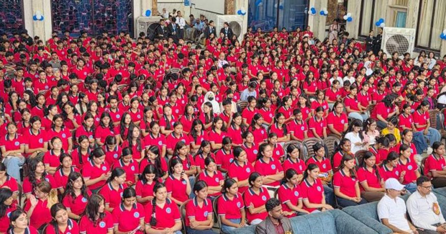 विराटनगरको शिक्षादीप कलेजमा ११ सय भन्दा बढी विद्यार्थीलाई अभिमुखीकरण, उत्कृष्ट विद्यार्थी सम्मानित