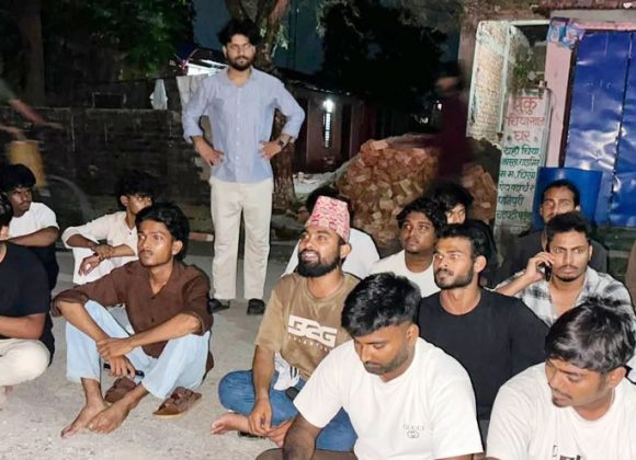 जिल्ला प्रहरी कार्यालय मोरङमा धर्ना दिने २६ अभियन्ता पक्राउ
