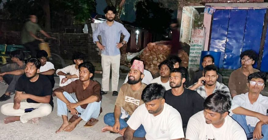 जिल्ला प्रहरी कार्यालय मोरङमा धर्ना दिने २६ अभियन्ता पक्राउ
