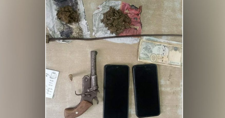 विराटनगरबाट कटुवा पेस्तोल र गाँजासहित एक जना पक्राउ