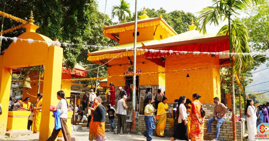 आज साउनको अन्तिम सोमबार, देशभरका शिवालयहरूमा भक्तजनको घुइँचो