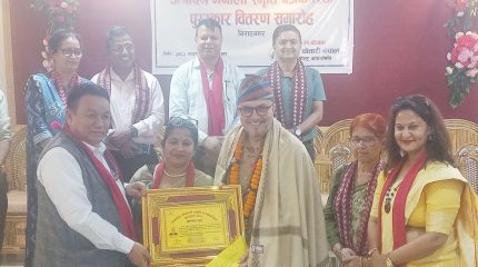 विराटनगरका पत्रकार थपलियालाई जनार्दन मैनाली स्मृति पत्रकारिता पुरस्कार