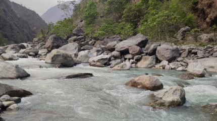 संखुवासभामा सभाखोलाले बगाउँदा १२ वर्षीया बालिकाको मृत्यु