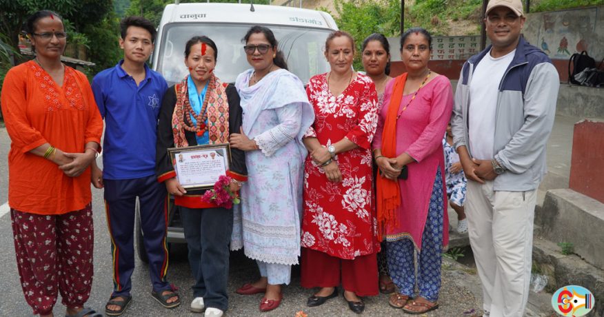 धनकुटाकी एकमात्रै सवारी चालक महिला कुशलालाई सम्मान