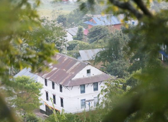 बसाइँसराइले सुनसान बन्दै भोजपुरको टक्सार बजार