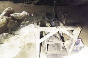 धनकुटाबाट गाँजा तयार गर्ने फलामको हाइड्रोलिक मेसिन बरामद