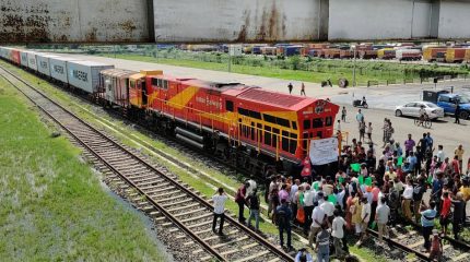 पहिलोपटक विराटनगर आइपुग्यो कार्गो रेल