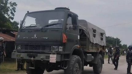 अवस्था तनावग्रस्त बनेपछि कप्तानगन्जमा सेना परिचालन