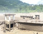 रसुवामा आएको भीषण बाढीका कारण ३८४ पर्यटक सम्पर्कविहीन