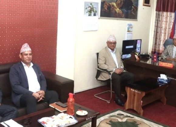 काेशीका मुख्यमन्त्री कार्की र प्रदेश प्रमुख खापुङबीच भेटवार्ता