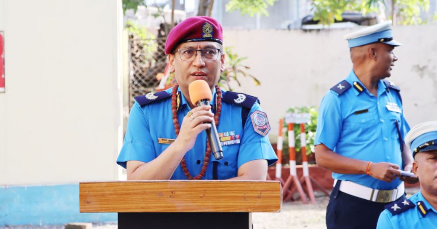 सवारी चेकिङमा शिष्ट र मर्यादित व्यवहार गर्न ट्राफिकलाई कोशीका डीआइजी खनालको निर्देशन