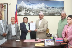 कोशी सरकारबाट बाहिरियो काँग्रेस, चार मन्त्री र एक राज्यमन्त्रीले दिए राजीनामा