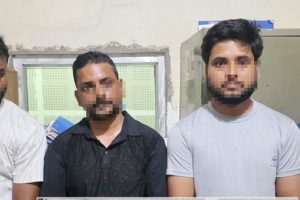 स्रोत नखुलेको ५२ लाख ५० हजार रकमसहित चार जना पक्राउ