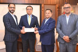 राठी र सारडा ग्रुपद्वारा भोटेकोशी बाढीपीडितका लागि एक करोड एक लाख सहयोग