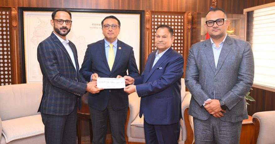 राठी र सारडा ग्रुपद्वारा भोटेकोशी बाढीपीडितका लागि एक करोड एक लाख सहयोग
