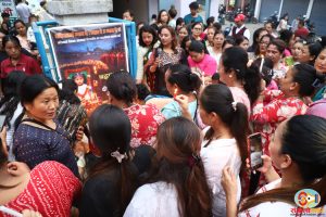 धनकुटामा बालिका गरिमा चौधरीको सम्झना गर्दै महिलाहरूले गरे श्रद्धाञ्जली सभा
