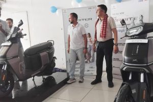 विराटनगरमा टीभीएस अर्बिटर इलेक्ट्रिक स्कुटर सार्वजनिक