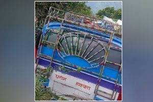 धनकुटाको चारखोले गोलाइमा बस दुर्घटना