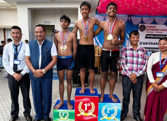 विराटनगरको एभरेष्टमा इन्ट्रा स्कुल पौडी प्रतियोगिता