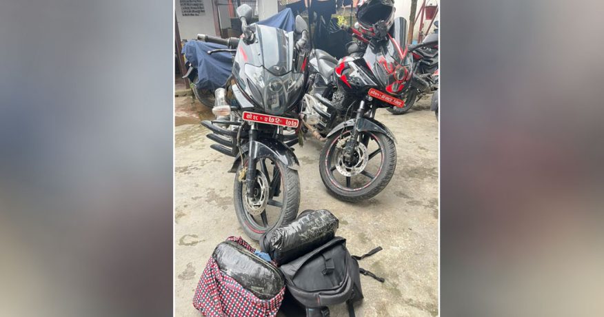 धनकुटाबाट गाँजा र मोटरसाइकलसहित तीन जना पक्राउ