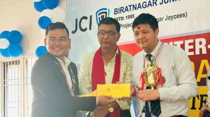 विराटनगरको एभरेस्ट स्कुल अन्तरविद्यालय वक्तृत्वकला प्रतियोगितामा प्रथम