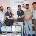 धनकुटा कारागारलाई एक सय ५० थान पुस्तक हस्तान्तरण