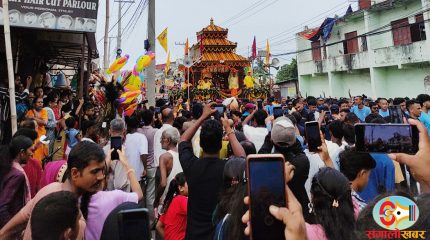 विराटनगरमा भव्य भयो राधाकृष्ण रथयात्रा, उर्लियो जनसागर