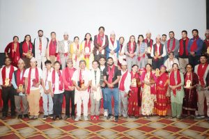 धनकुटाका चार विद्यार्थीलाई छात्रवृत्ति प्रदान