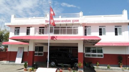 इलाममा मेची राजमार्गसहित भित्री सडकमा राति सवारी चलाउन रोक