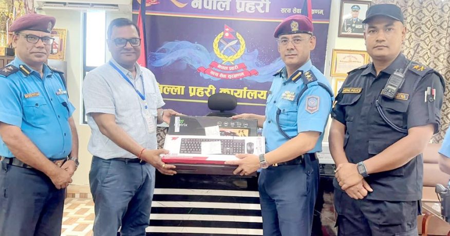 विराटनगरको आर्या न्युरो हस्पिटलद्वारा मोरङ प्रहरीलाई कम्प्युटर सहयोग