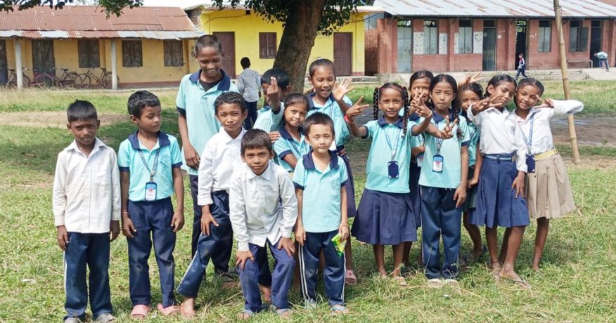 रंगेलीको त्रिभुवन माविका विद्यार्थीद्वारा खाजा खर्च कटाएर बाढीपीडितलाई सहयोग