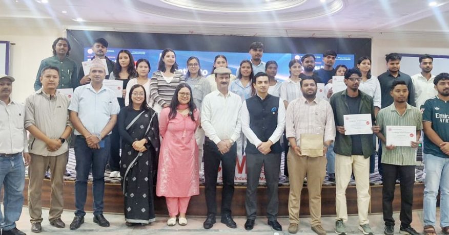 विराटनगरमा विद्यार्थीको सिर्जनशीलता उद्योगसँग जोड्न डिजाइन थिङ्किङ कार्यशाला