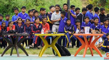 धनकुटाको निजामती आविका विद्यार्थीले बनाए एआई रोबोटिक्स उपकरण